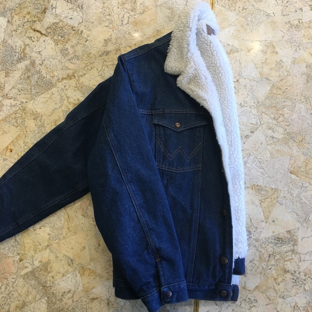 Retro Wrangler Sherpa